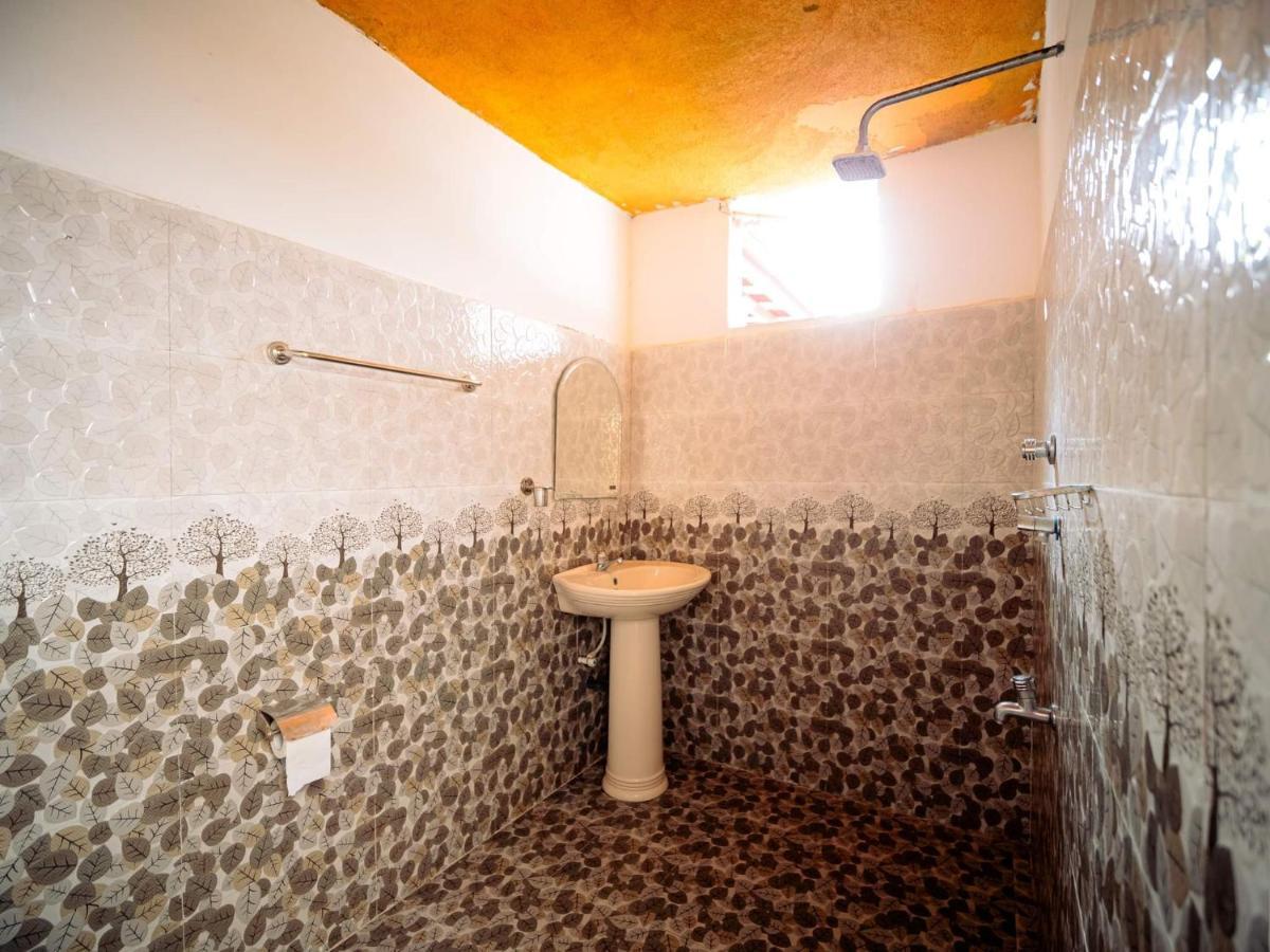 Surfing Guest House Matara Esterno foto