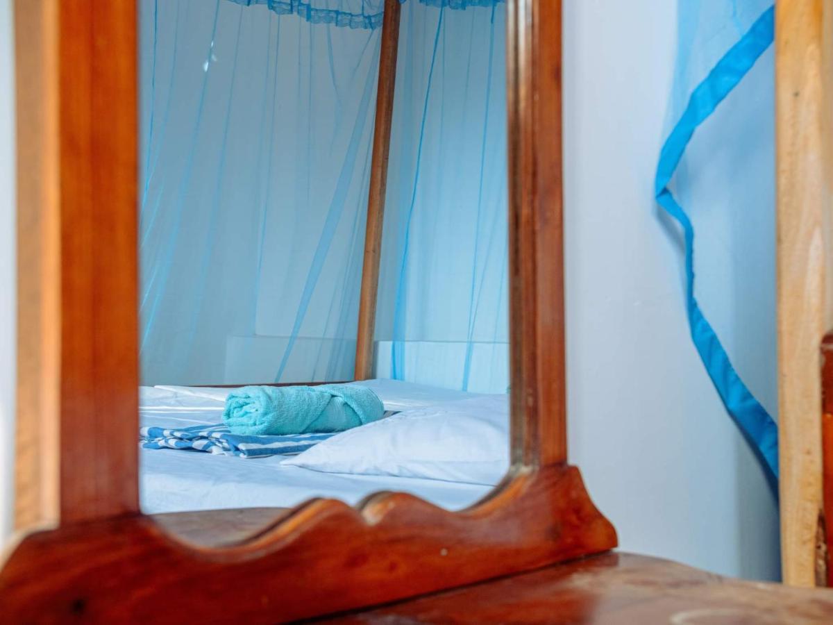 Surfing Guest House Matara Esterno foto